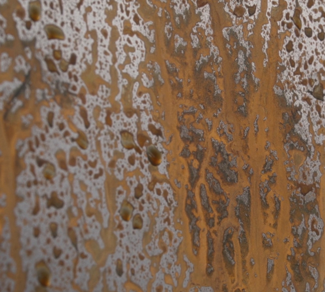 Chata se širokou střechou_2